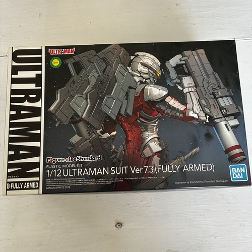 Bandai model kit ultraman - model,