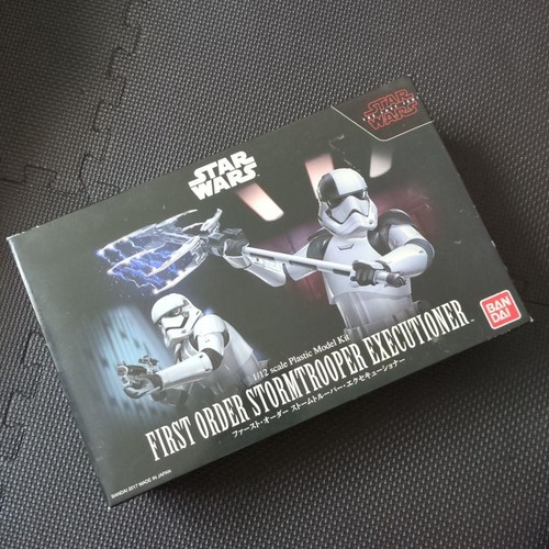 Bandai primo ordine - 1/12,